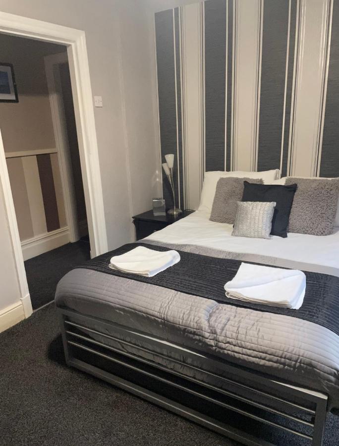 Phildene Suites Blackpool Exterior photo
