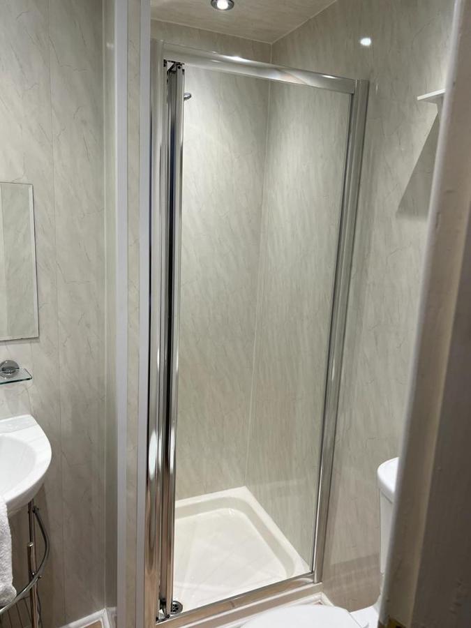 Phildene Suites Blackpool Room photo