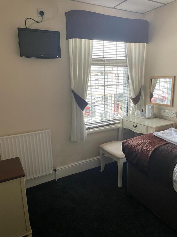 Phildene Suites Blackpool Room photo