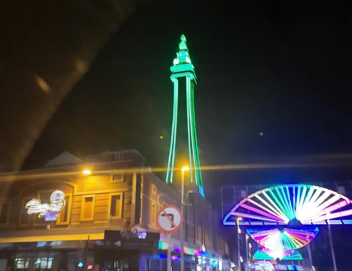 Phildene Suites Blackpool Exterior photo